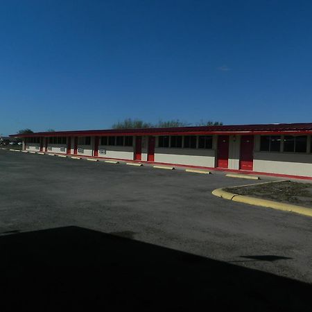 Freer Motel Luaran gambar